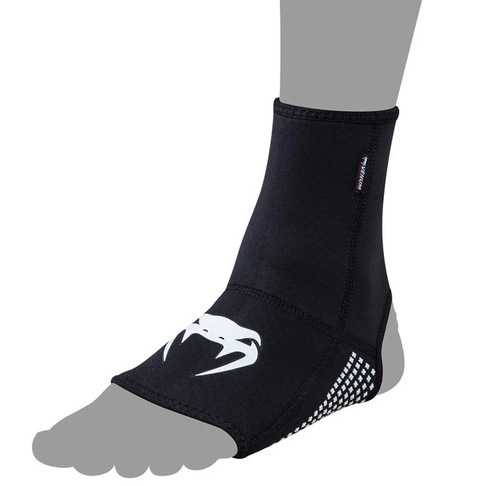 Cavigliere Con Grip Venum Kontact Evo 3 Cavigliere Con Grip Venum Kontact Evo