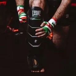 Paratibie Leone Revo Performance PT160 Con Parapiedi -Guanti paratibia leone revo nero pt 160 dettaglio 4