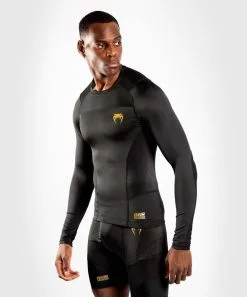 Rashguard Venum G-Fit Nero-oro Maniche Lunghe -Guanti rashguard venum g fit nero oro manica lunga 3
