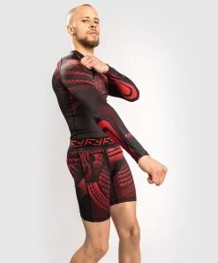 Rashguard Venum Nakahi Maniche Lunghe -Guanti rashguard venum nakahi maniche lunghe nero rosso 6
