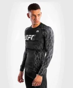 Rashguard Venum UFC Authentic Fight Week Maniche Lunghe -Guanti rashguard venum ufc authentic fight week maniche lunghe nero 4