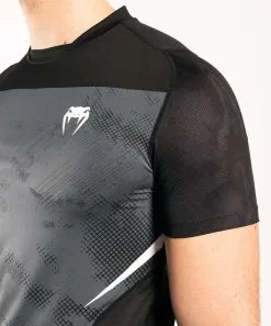 T-shirt Venum Sky247 Dry Tech Nero-grigio -Guanti tshirt venum sky247 maniche corte 2