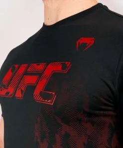 T-shirt Venum UFC Authentic Fight Week 15 T-shirt Venum UFC Authentic Fight Week -Guanti tshirt venum ufc authentic fight week nero 4