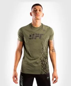 T-shirt Venum UFC Authentic Fight Week 17 T-shirt Venum UFC Authentic Fight Week -Guanti tshirt venum ufc authentic fight week 1